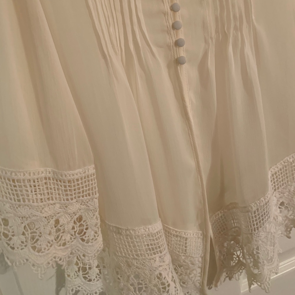 Cream Lace Trim Blouse - Picture 2 of 3
